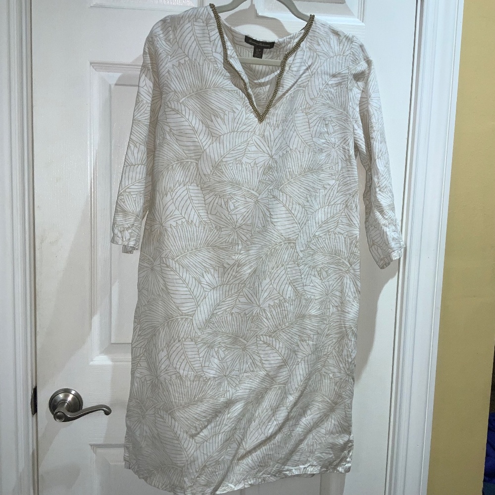 Tommy Bahama tropical print linen shift dress Sz S sash belt beaded neckline